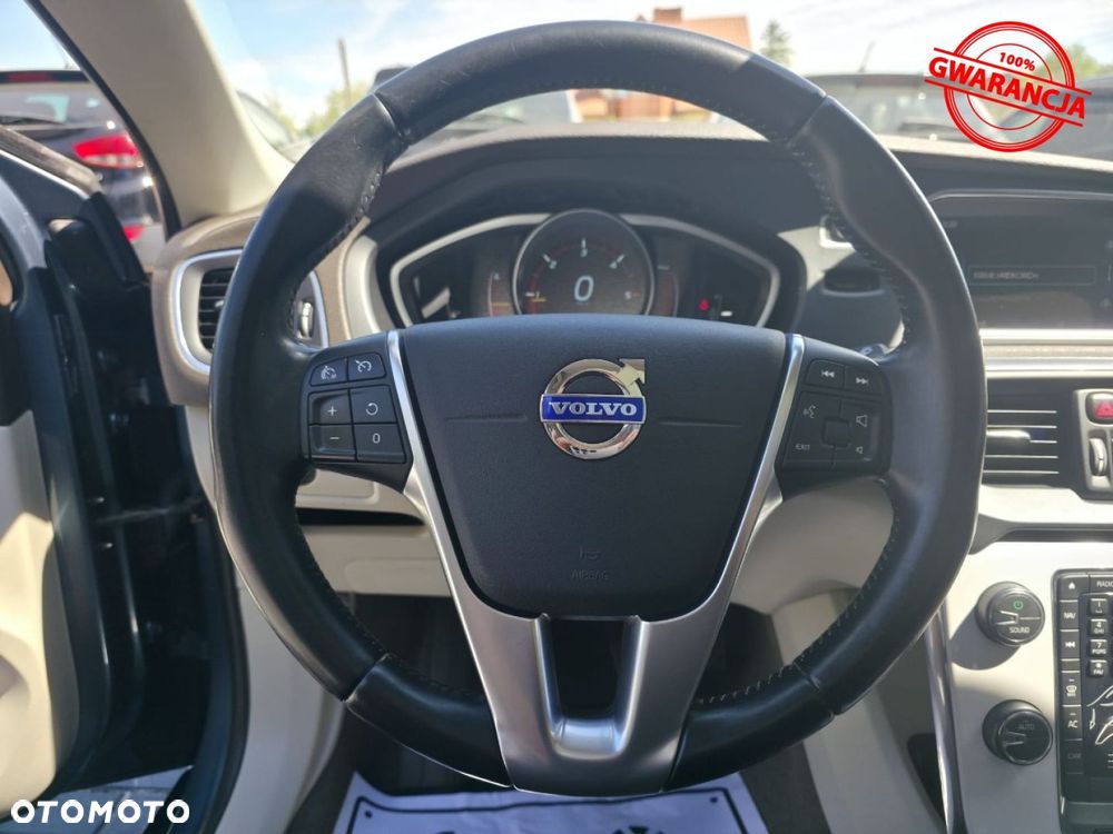Volvo V40 - 28