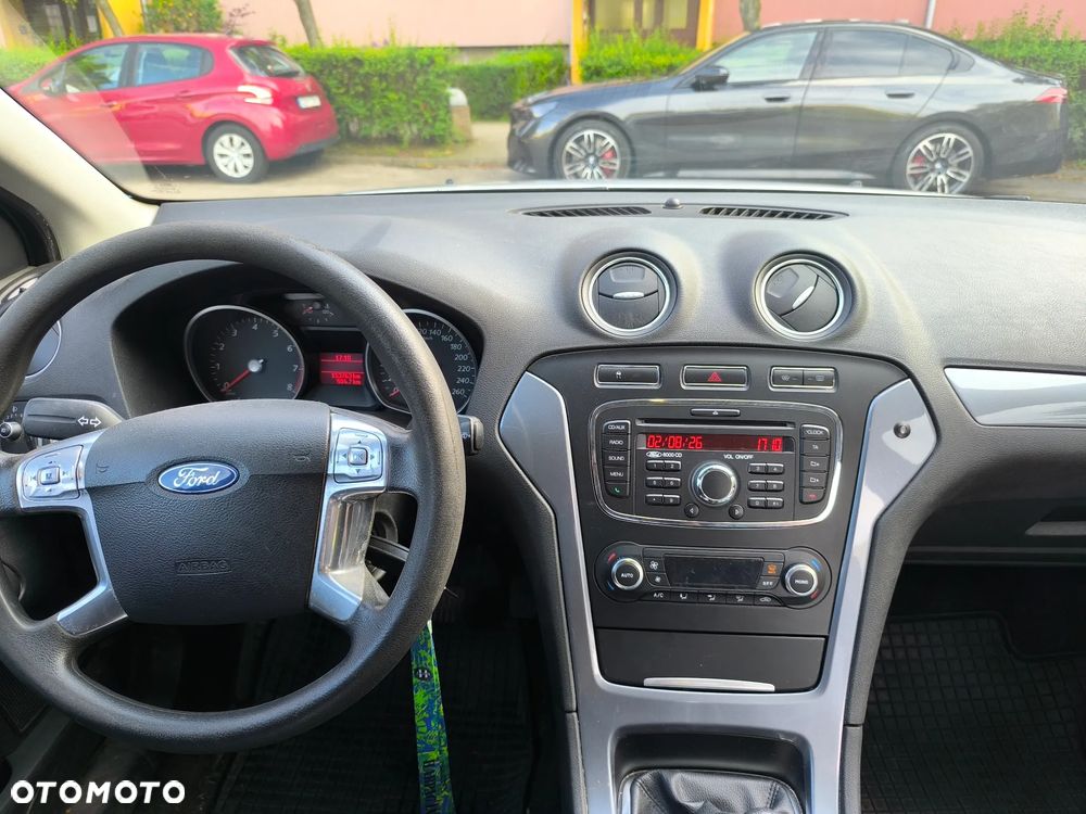 Ford Mondeo 1.6 Silver X - 8