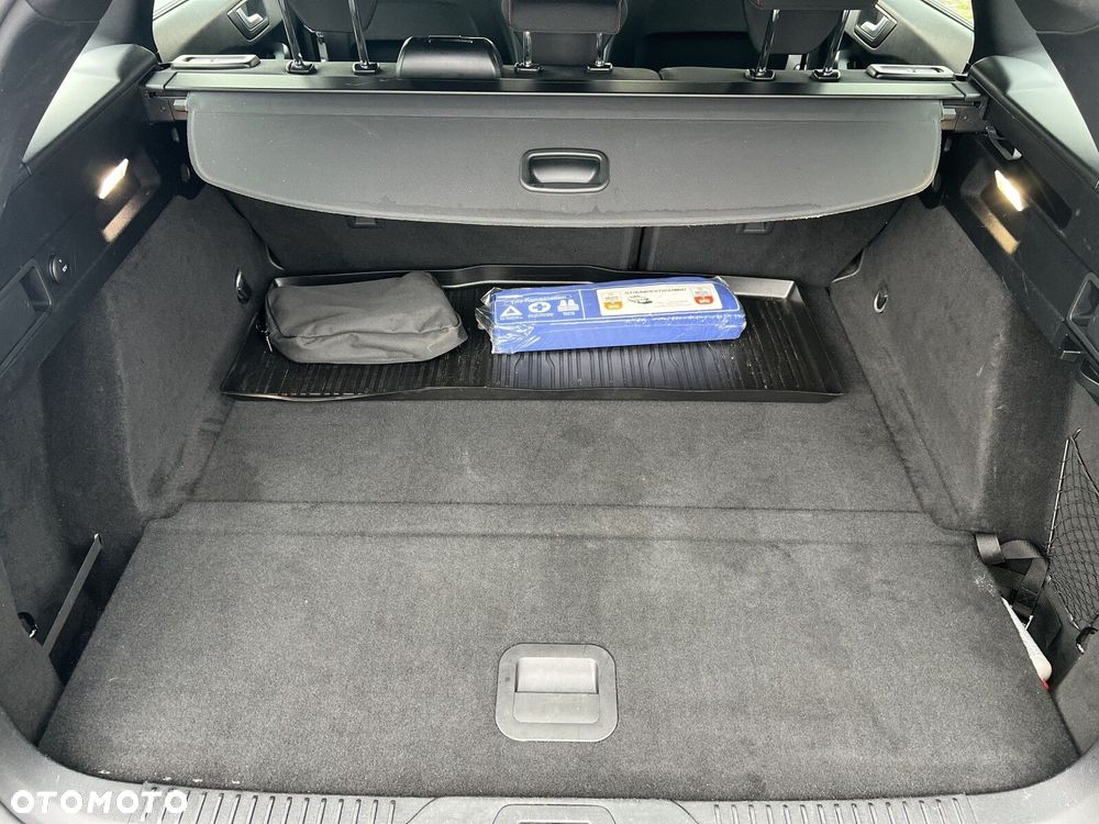 Ford Focus 1.0 EcoBoost mHEV ST-Line Design - 28