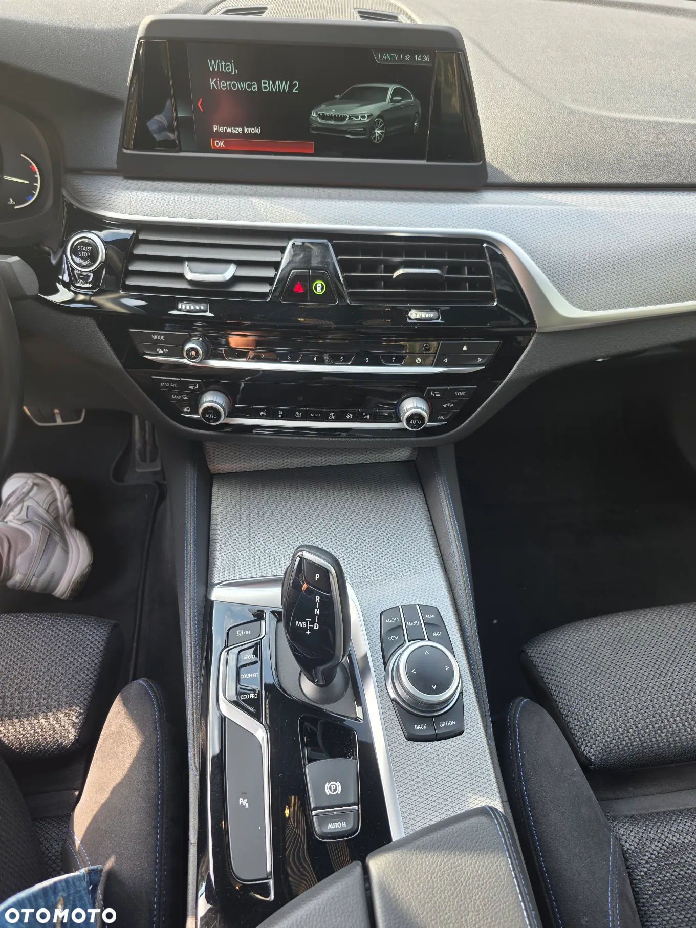 BMW Seria 5 520d xDrive - 24