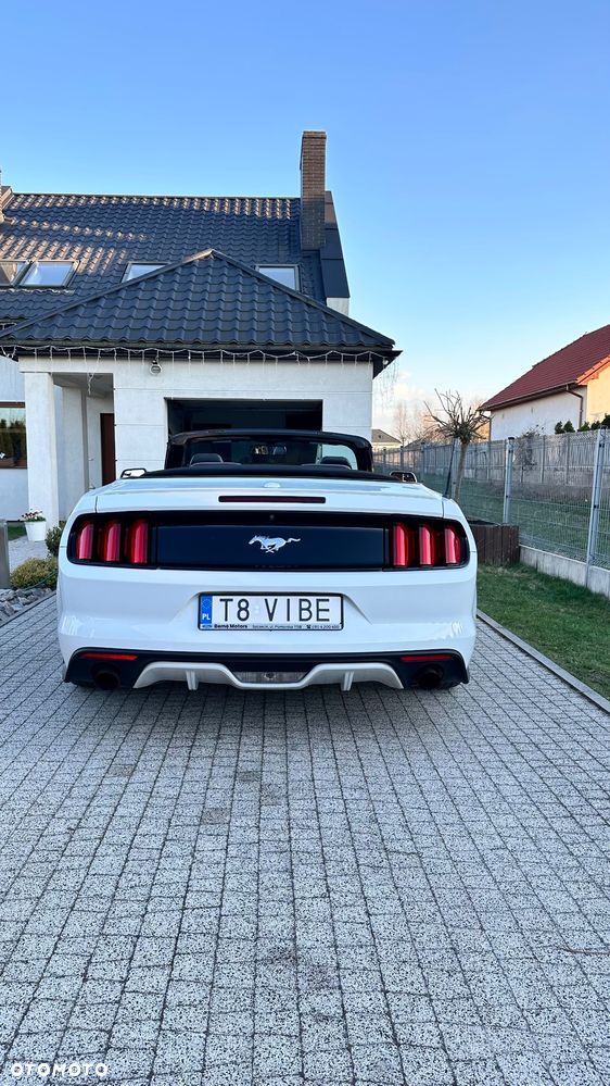 Ford Mustang 2.3 EcoBoost - 11