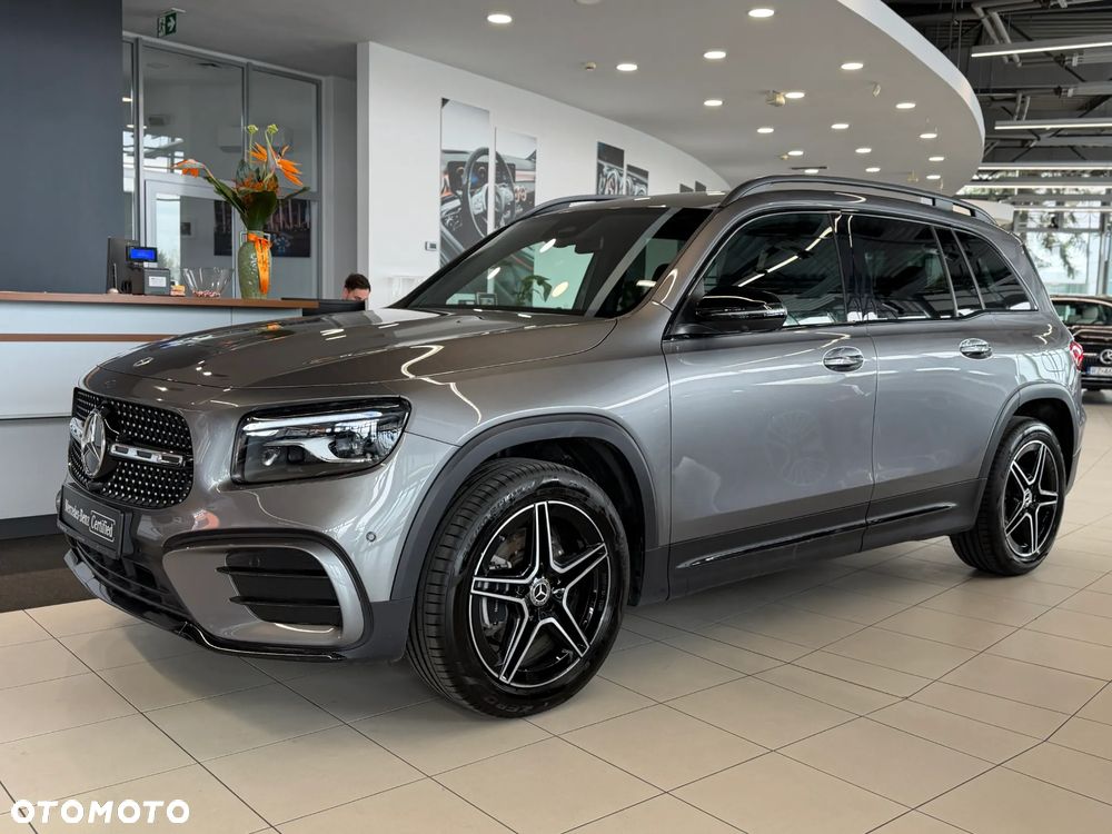 Mercedes-Benz GLB 200 AMG Line 7G-DCT - 8