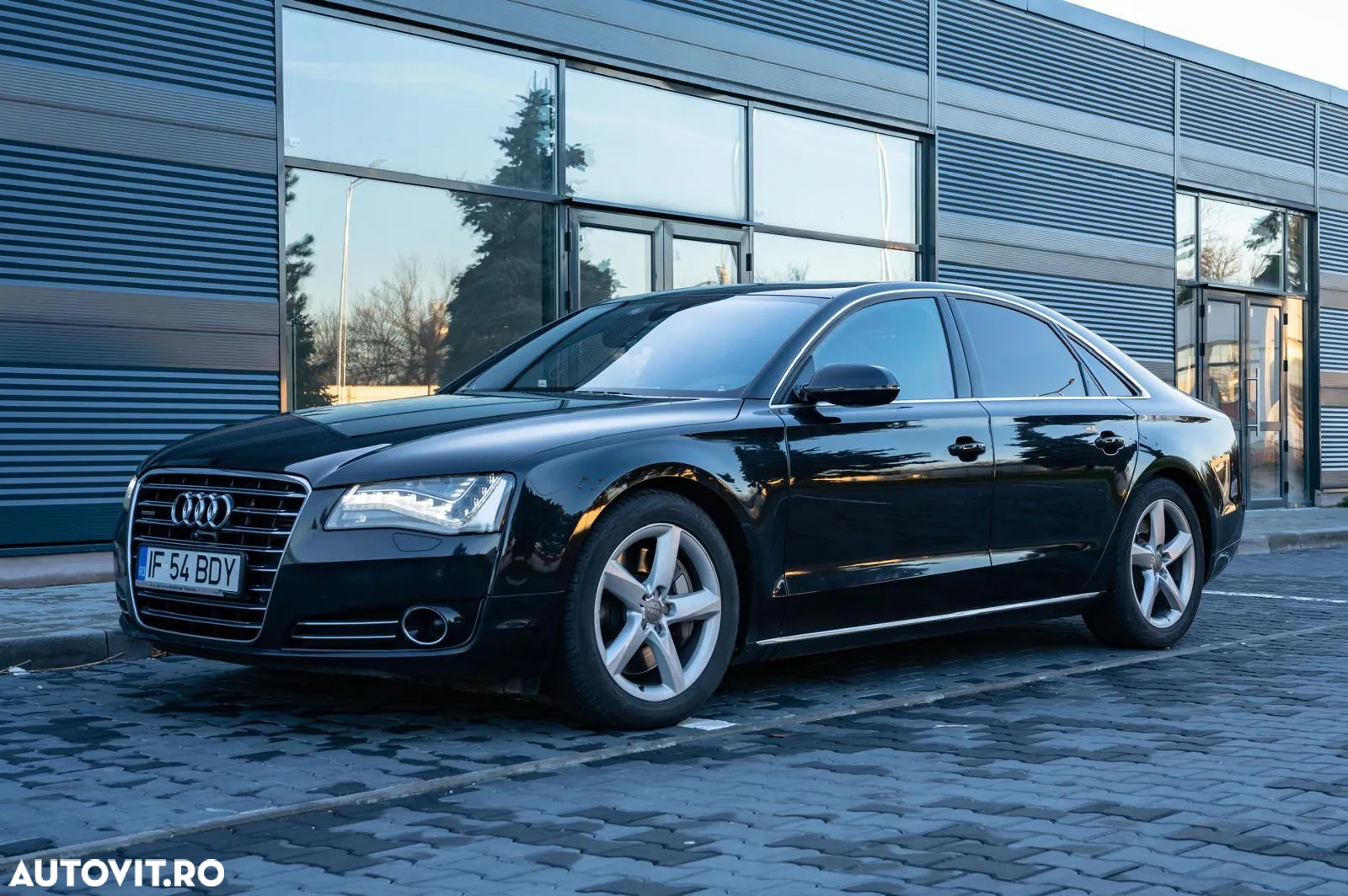 Audi A8 - 6