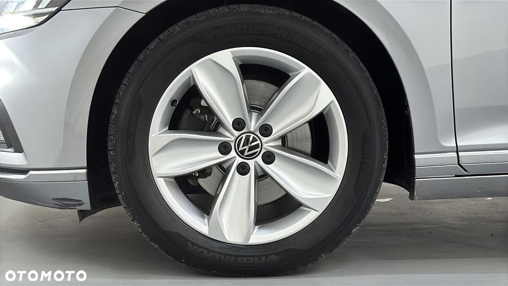Volkswagen Passat Variant 2.0 TDI EVO Elegance DSG - 22