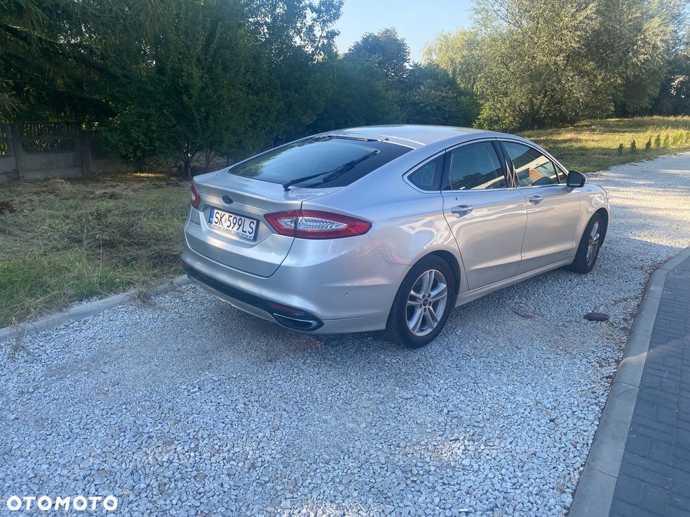 Ford Mondeo 2.0 TDCi Titanium PowerShift - 4