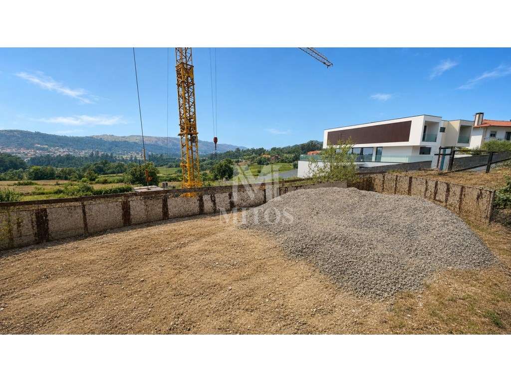 Moradia T3 em construção para venda em Cossourado - Barcelos - Grande imagem: 3/7