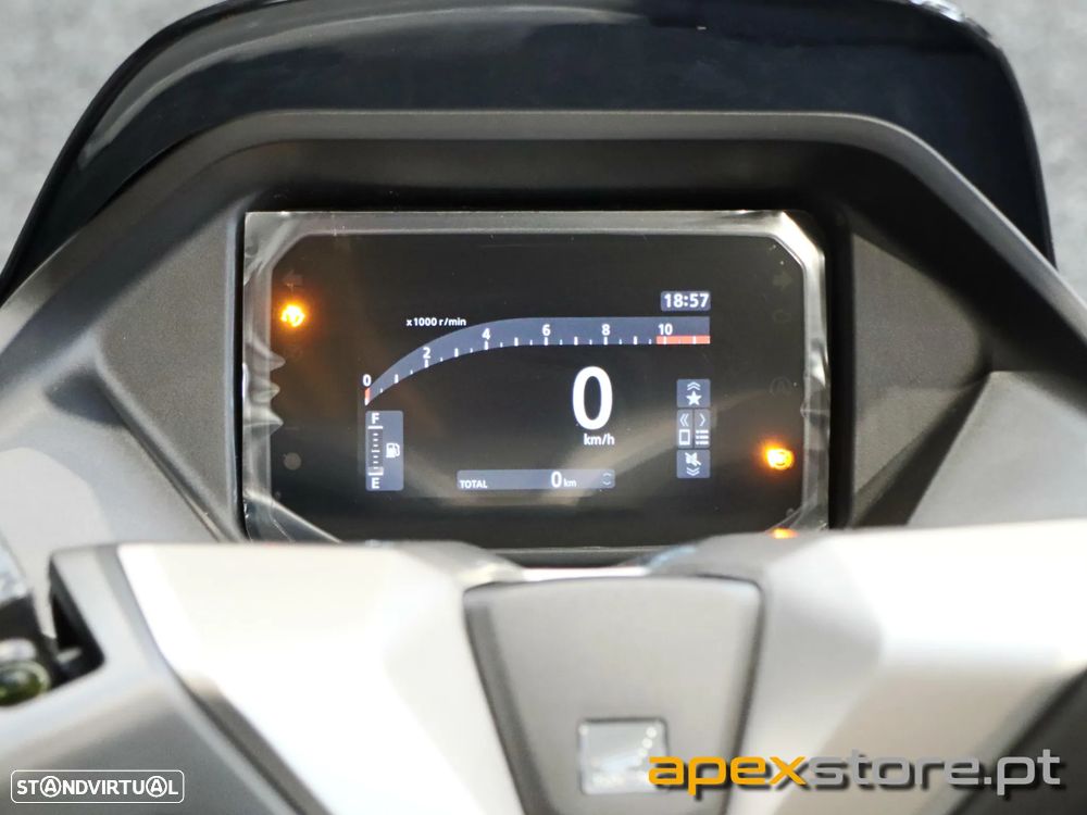 Honda PCX125 Versão DX - 10