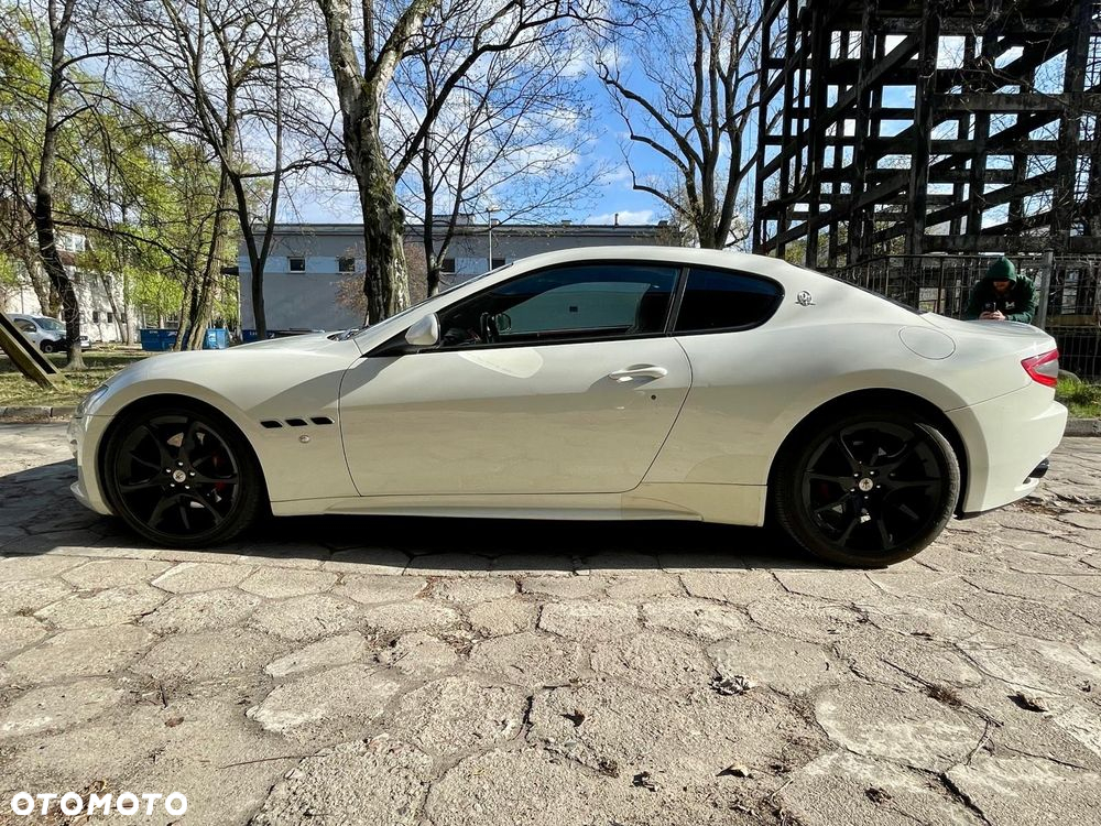 Maserati GranTurismo S Automatik - 2