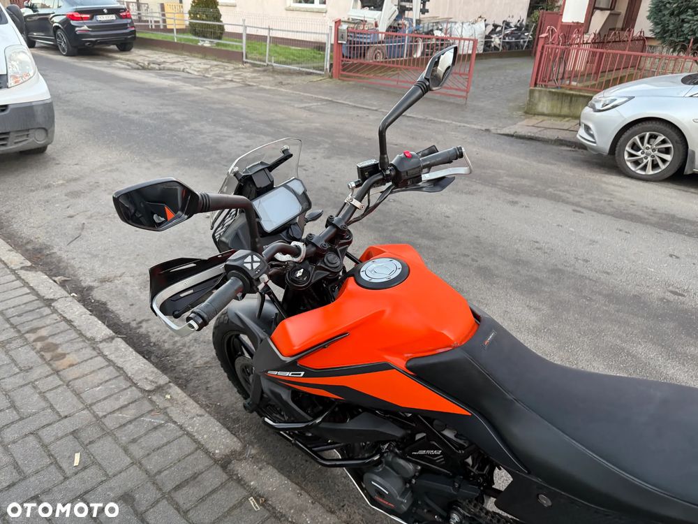 KTM Adventure - 8