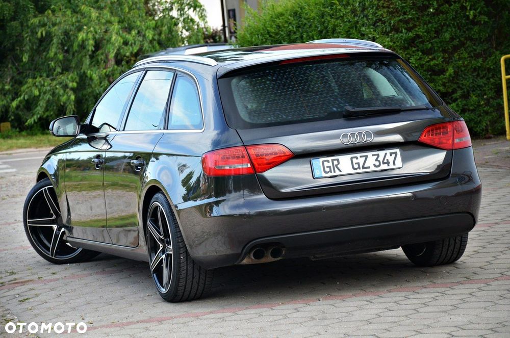 Audi A4 Avant - 8
