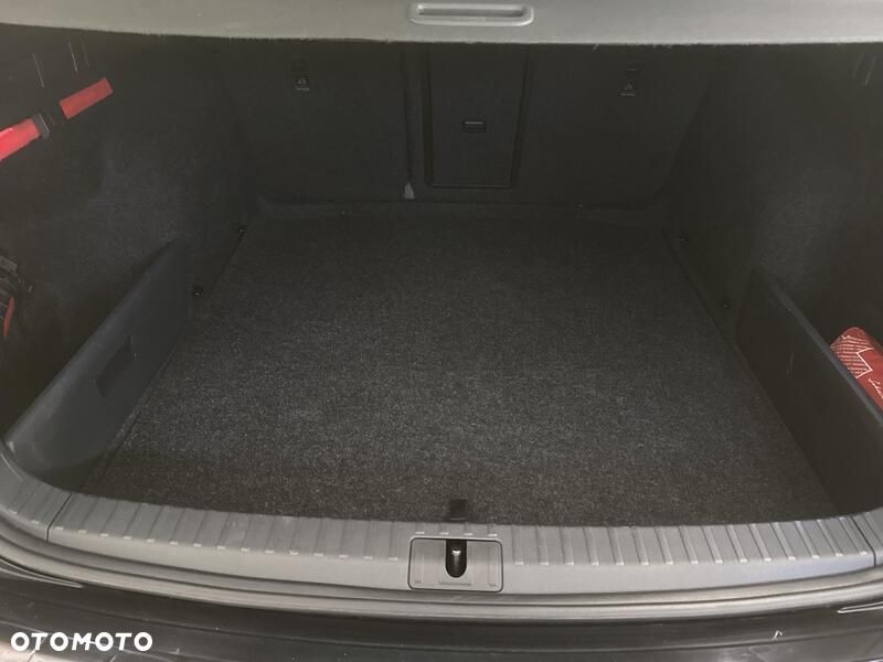 Skoda Octavia 2.0 TDI Style DSG - 22