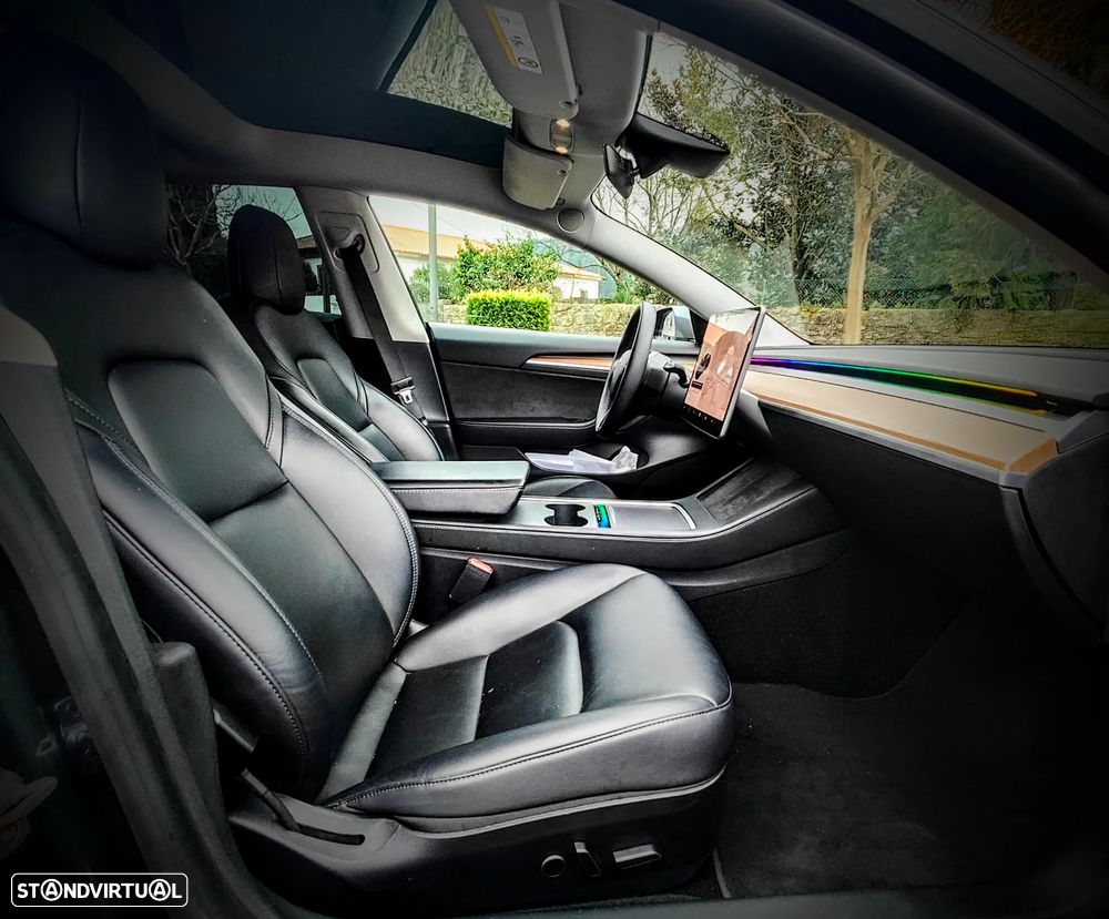 Tesla Model 3 Long Range AWD Dual Motor Performance - 12