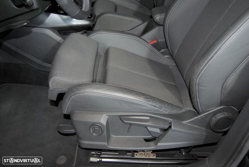 Audi Q4 e-tron 45 82 kWh SE Business Plus - 22