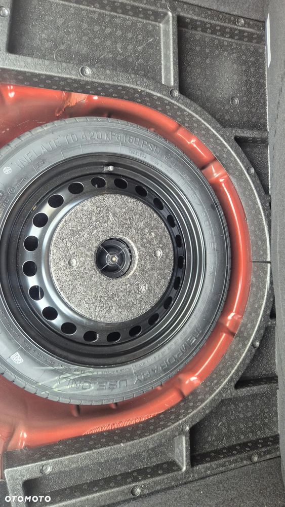 Ford C-MAX 1.5 TDCi Start-Stop-System Titanium - 17