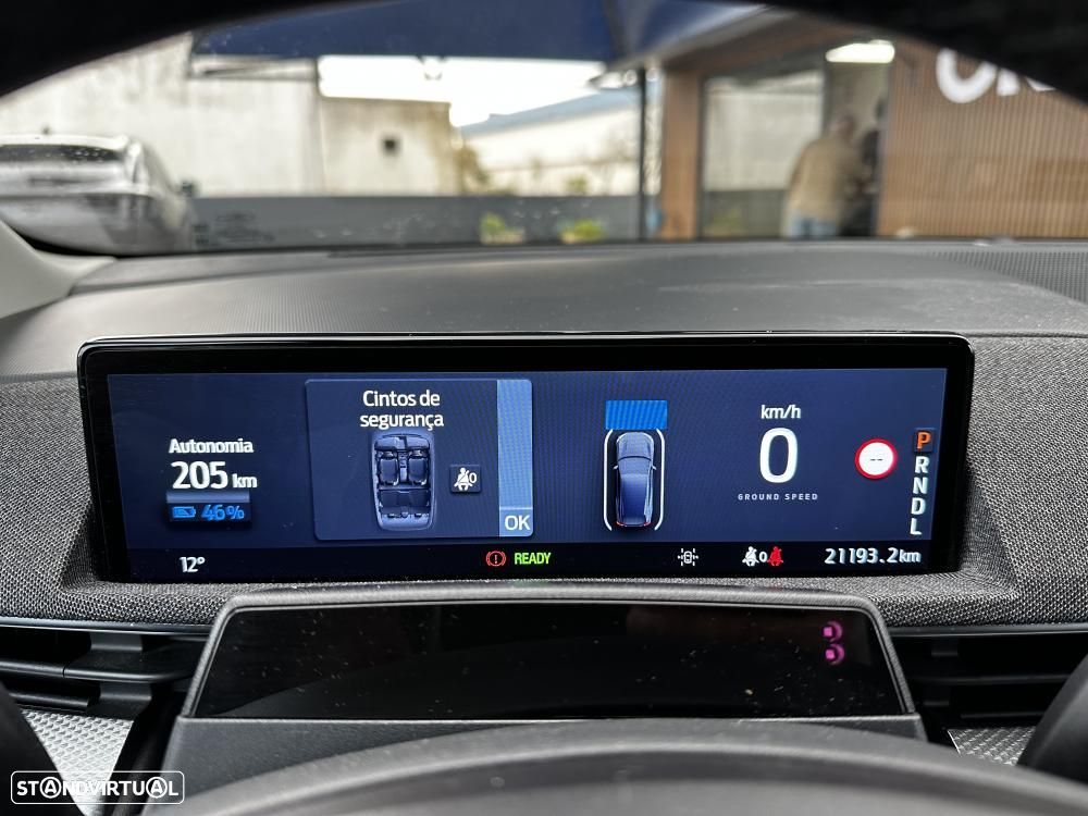 Ford Mustang Mach-E Standard - 26