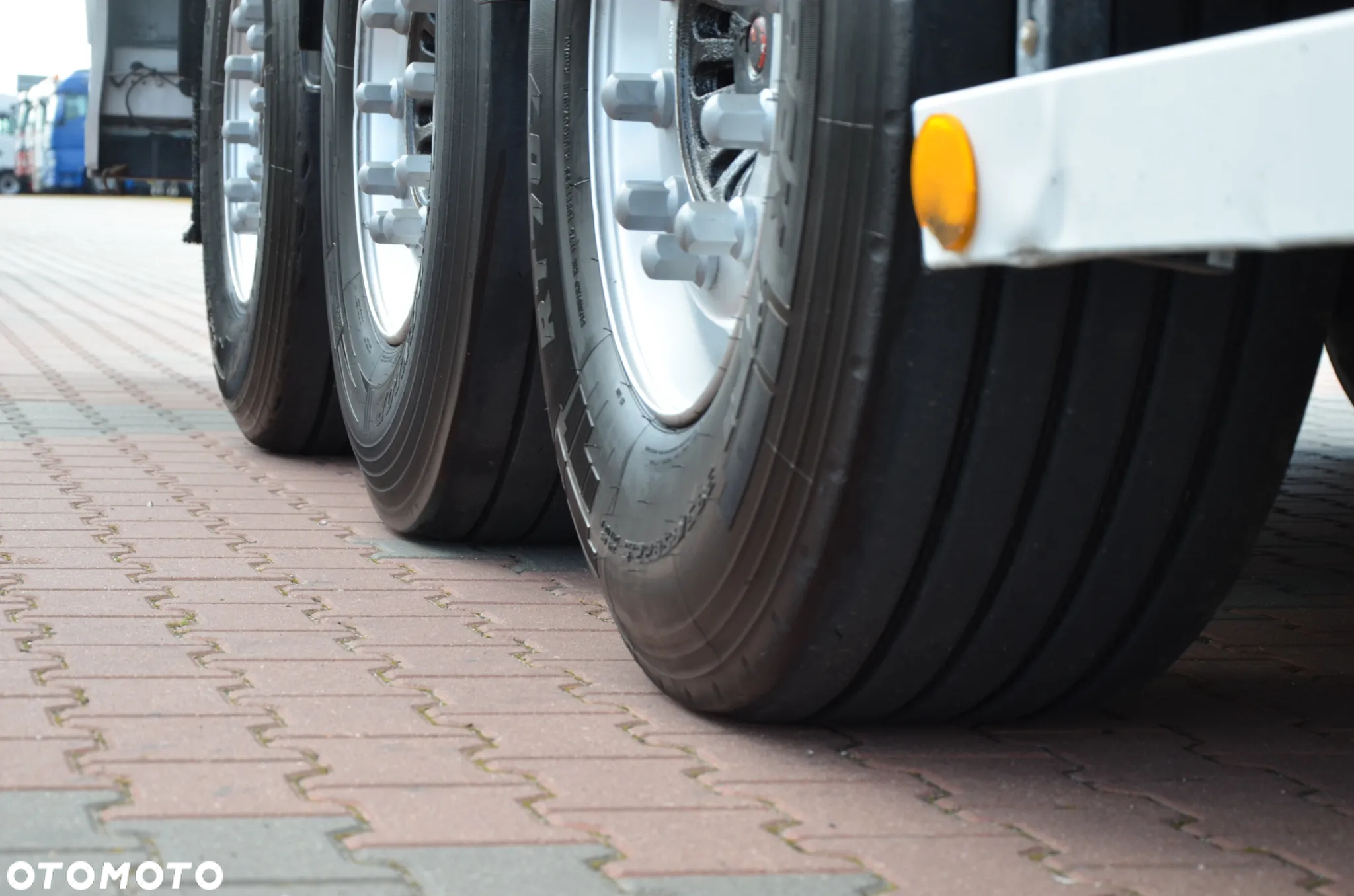 Knapen K100 / RUCHOMA PODŁOGA / WALKING FLOOR / OŚ PODNOSZONA / WABCO / 1280 - 11