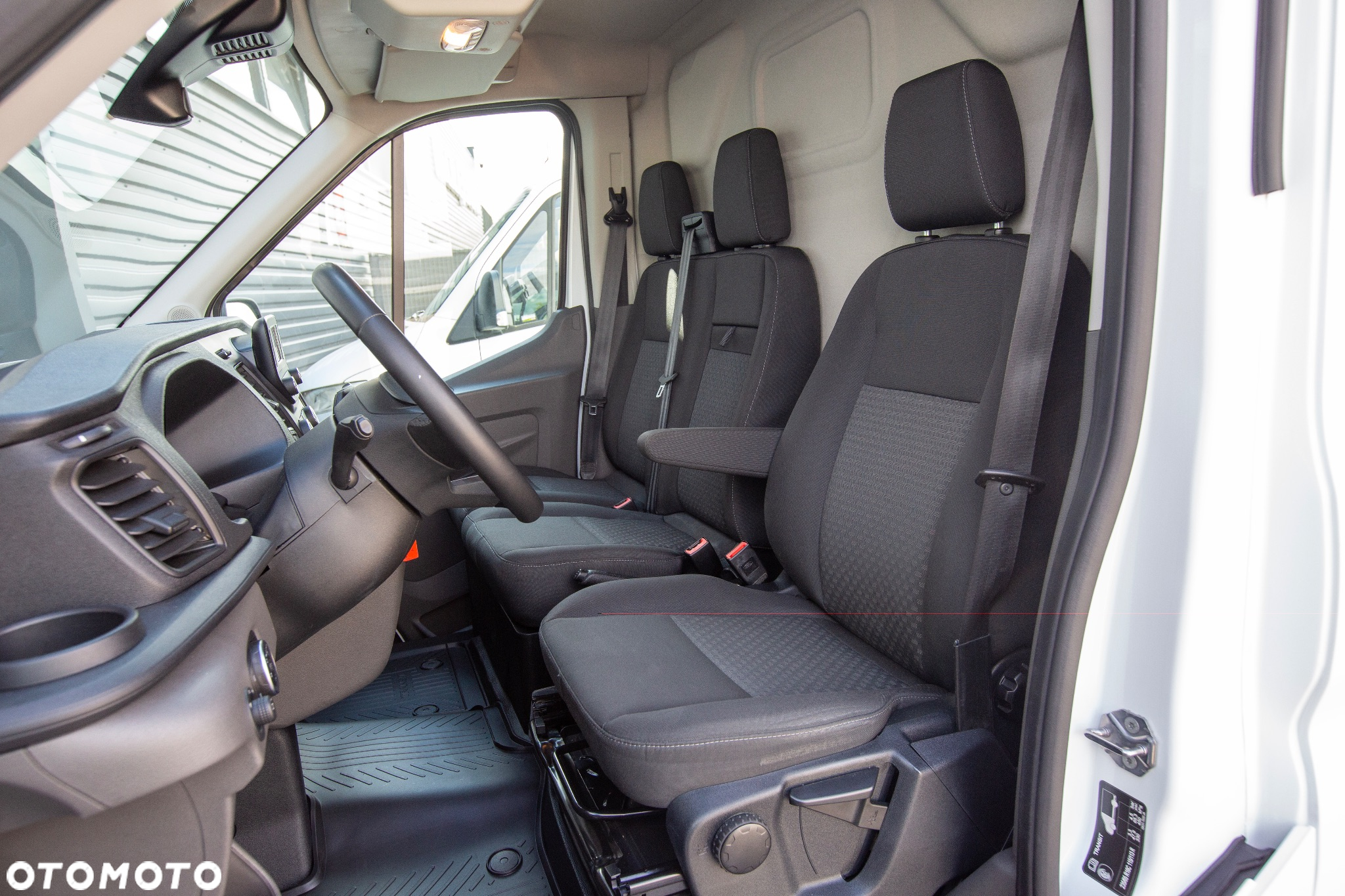 Ford Transit 170KM L4H3 Furgon *TREND BUSINESS* - 8