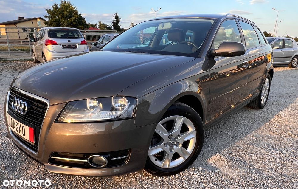 Audi A3 Sportback 1.4 TFSI Attraction - 1