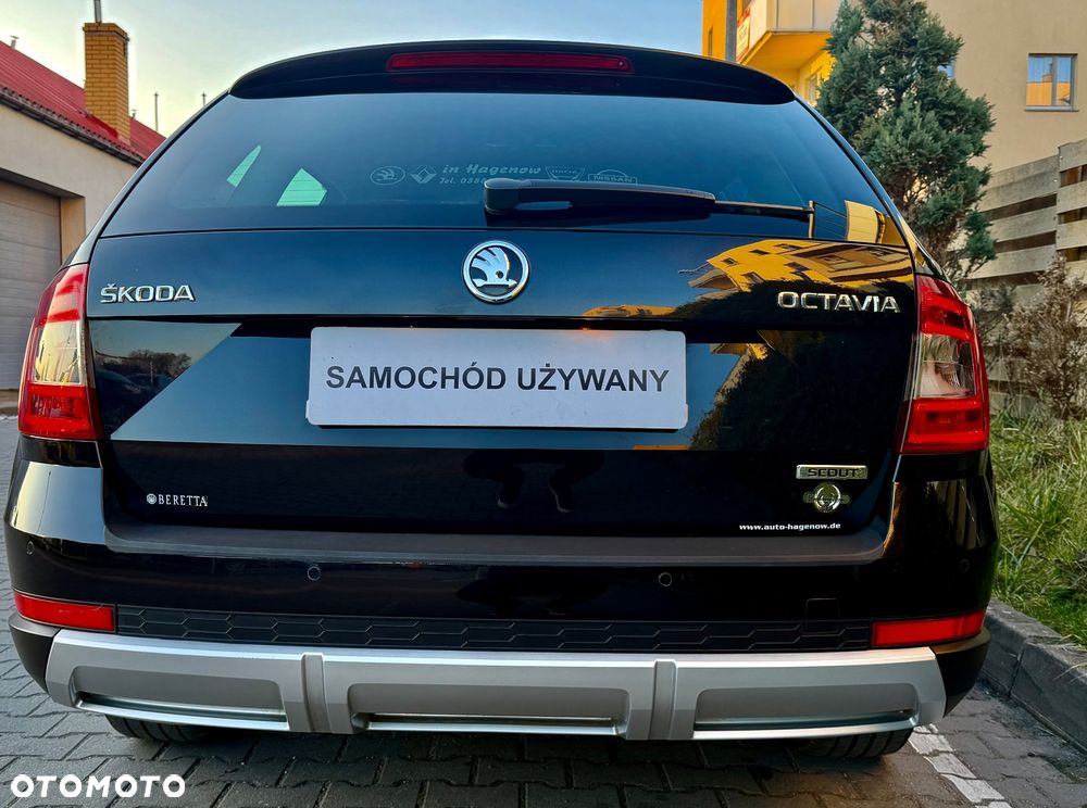 Skoda Octavia Combi 2.0 TDI (Green tec) 4x4 DSG Scout - 17