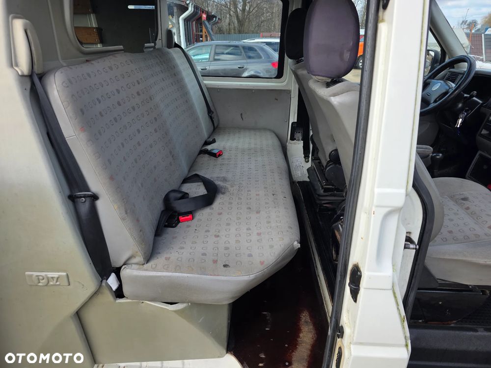Volkswagen Transporter - 21