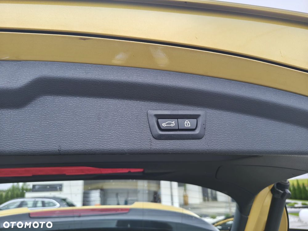 BMW X2 sDrive18d M Sport X - 12