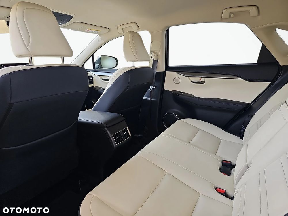 Lexus NX 300h F Impression AWD - 14