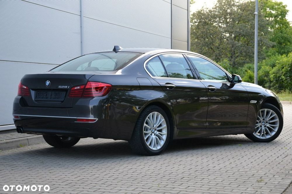 BMW Seria 5 - 11