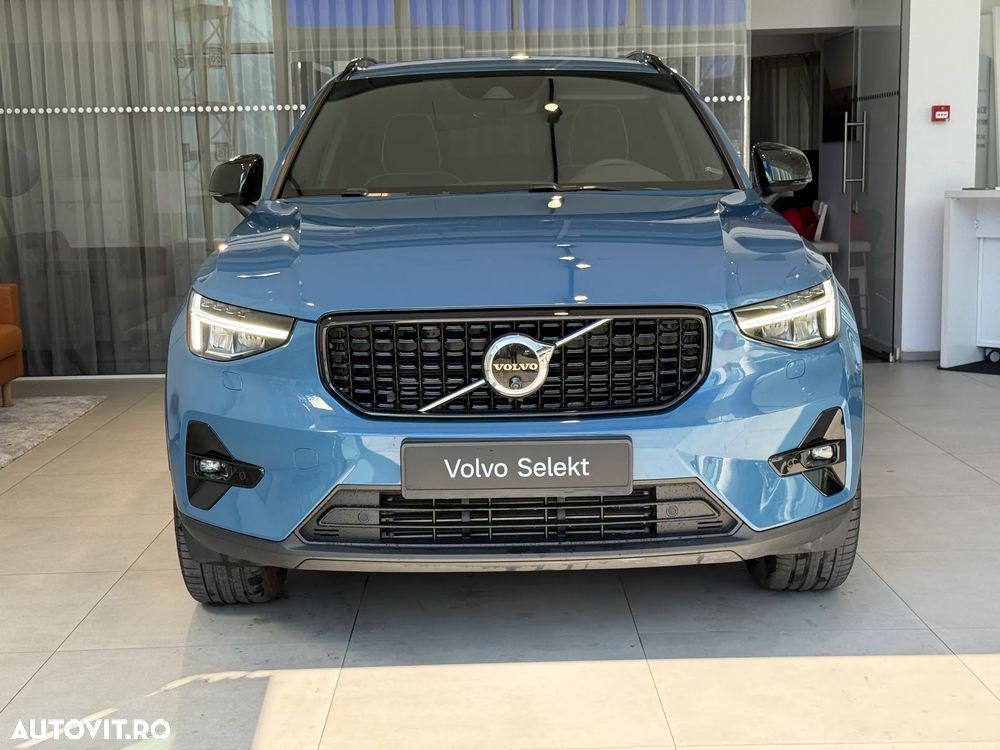 Volvo XC 40 Recharge T5 Twin Engine AT7 R-Design - 4