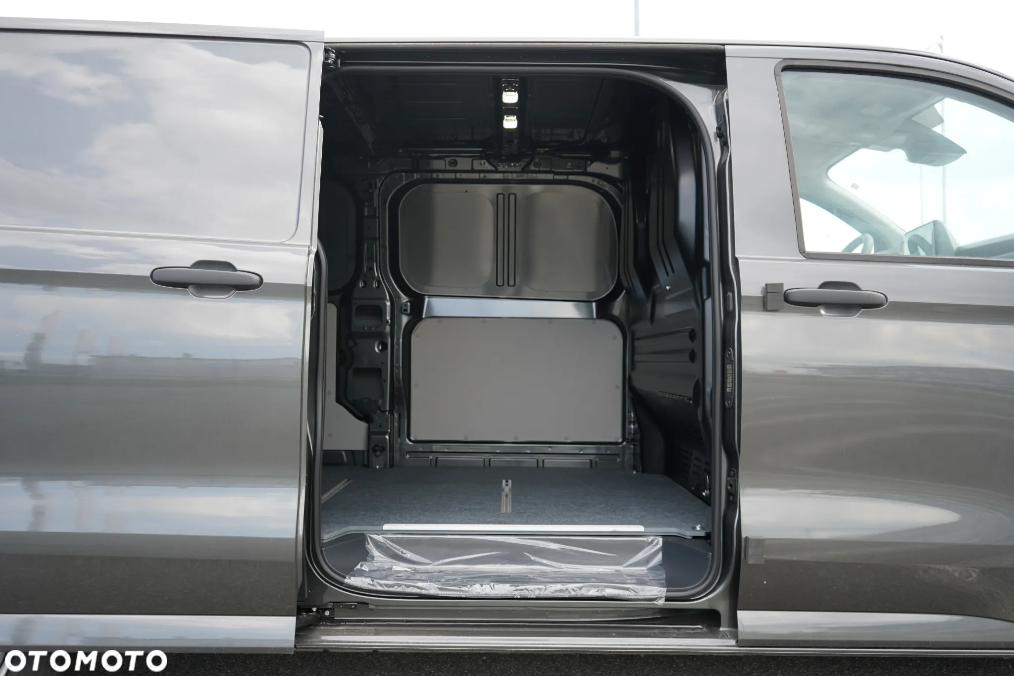 Volkswagen Transporter - 15
