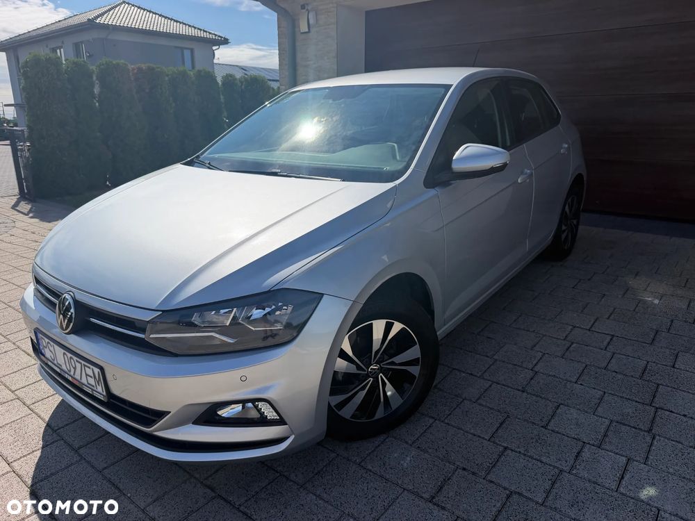 Volkswagen Polo - 2