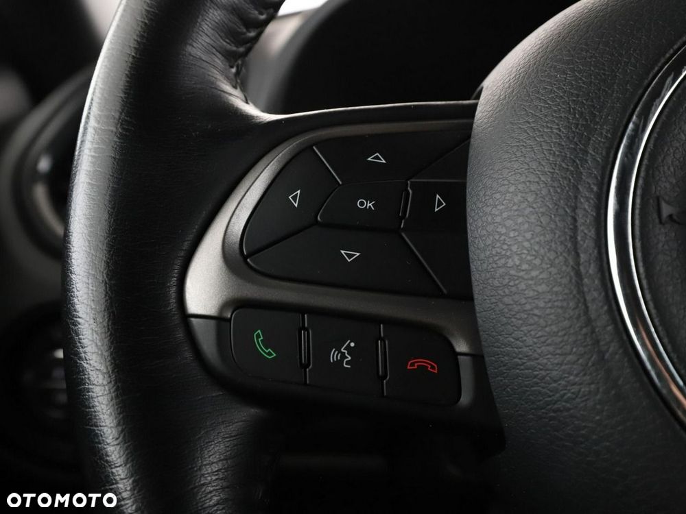 Jeep Renegade 1.3 T-GDI 4xe Automatik S - 37