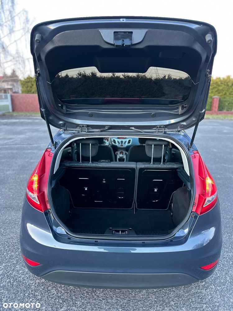 Ford Fiesta 1.25 Viva - 37