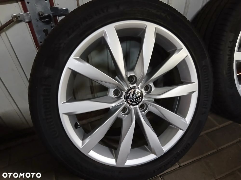 Koła letnie 17 cali VW Golf - 4
