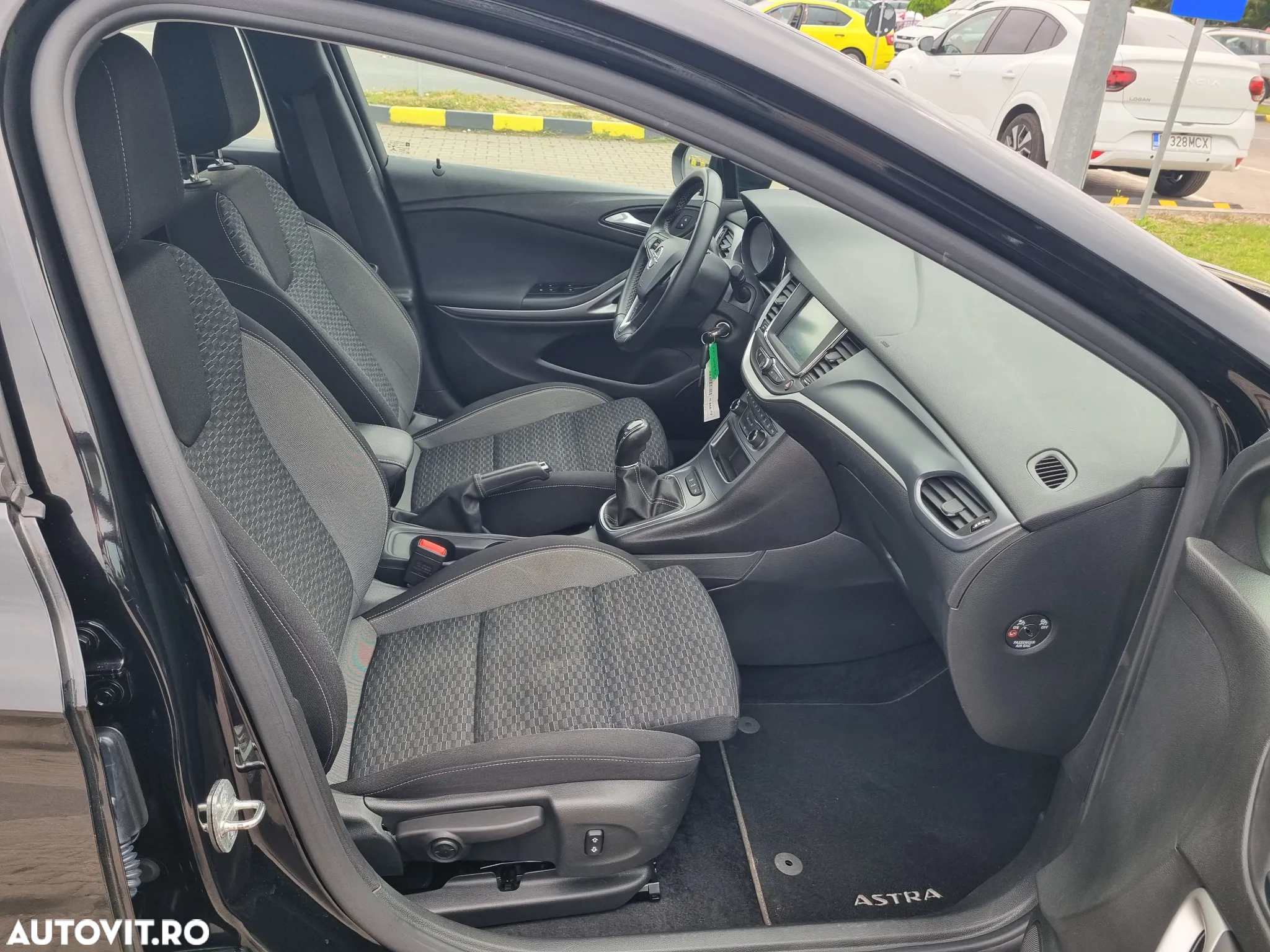 Opel Astra 1.2 Turbo Start/Stop Business Elegance - 18