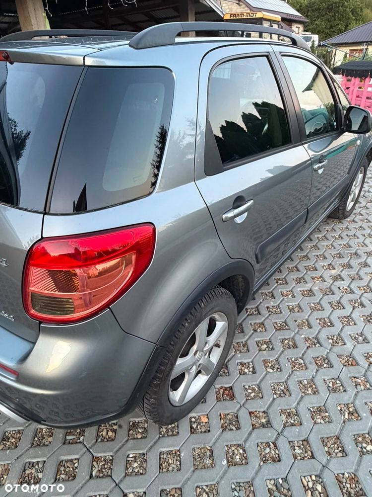Suzuki SX4 - 3