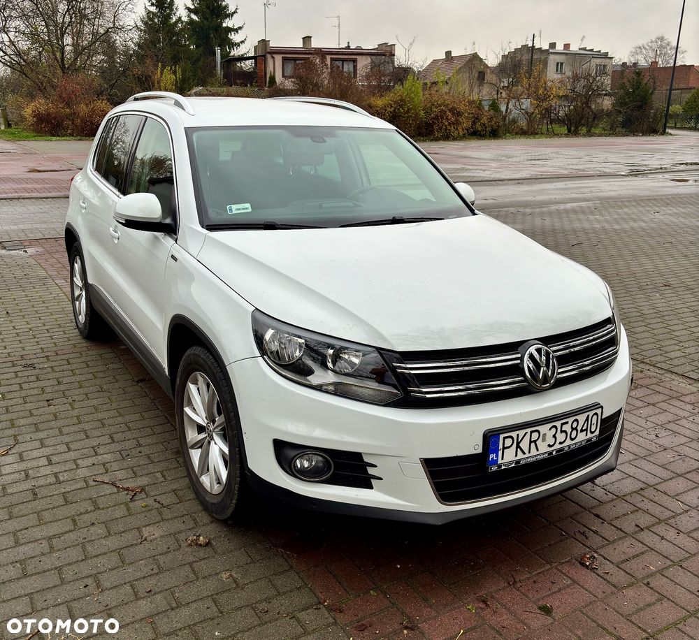 Volkswagen Tiguan - 1