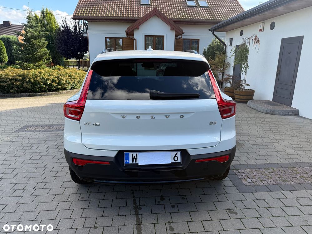 Volvo XC 40 B3 Plus Dark - 7