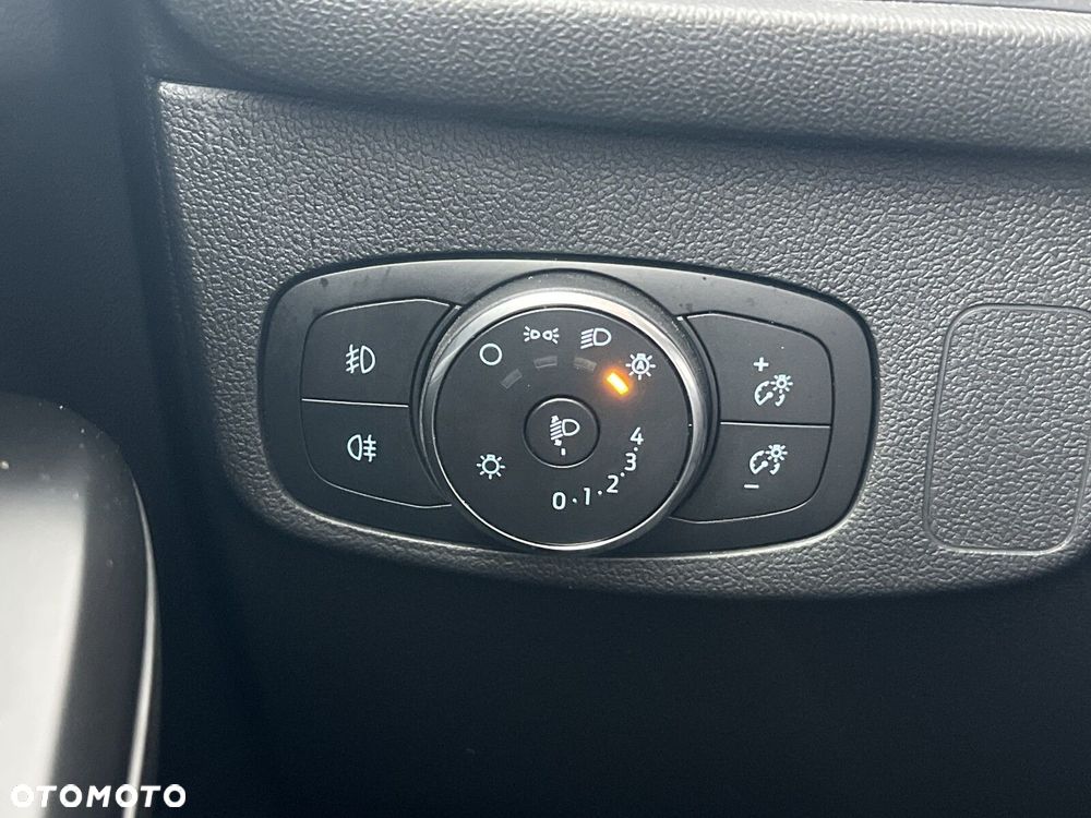 Ford Focus 1.0 EcoBoost mHEV ST-Line Design - 11