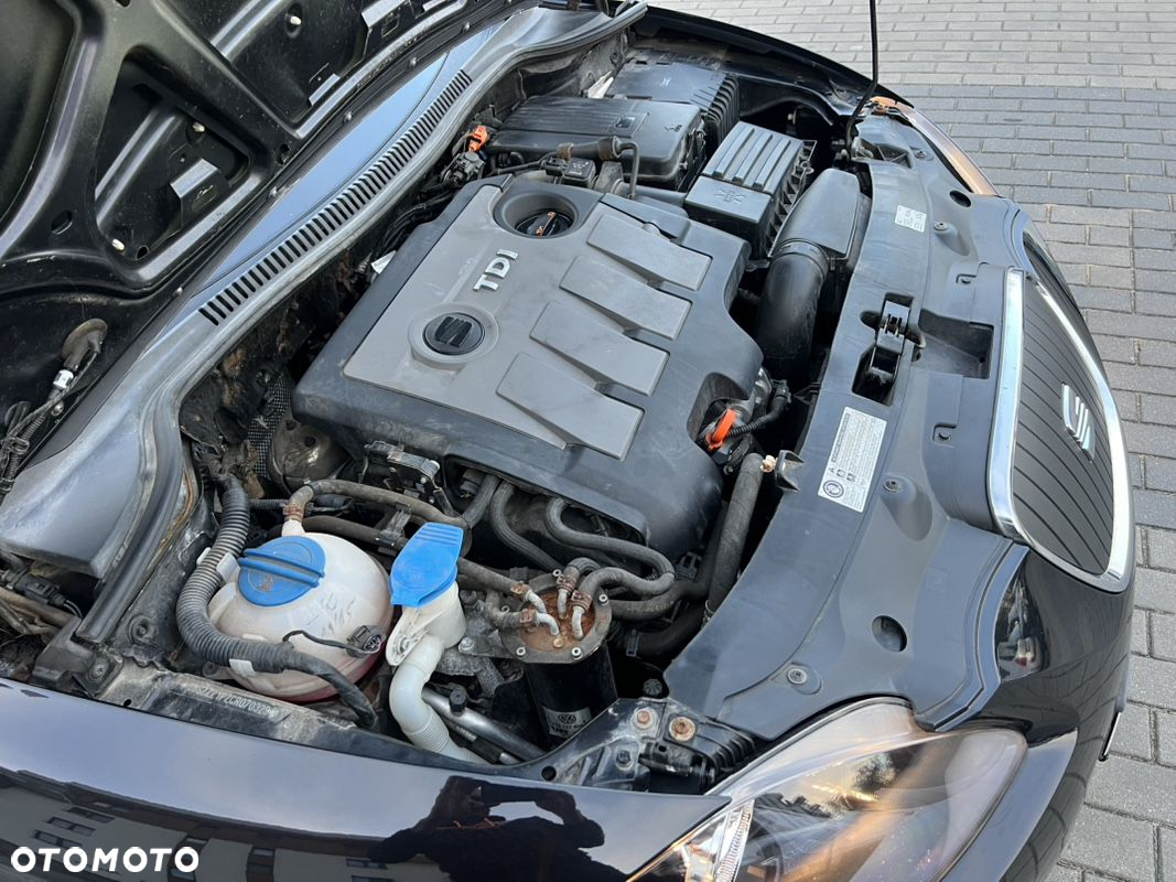 Seat Leon 1.6 TDI DPF Ecomotive Reference Copa - 32