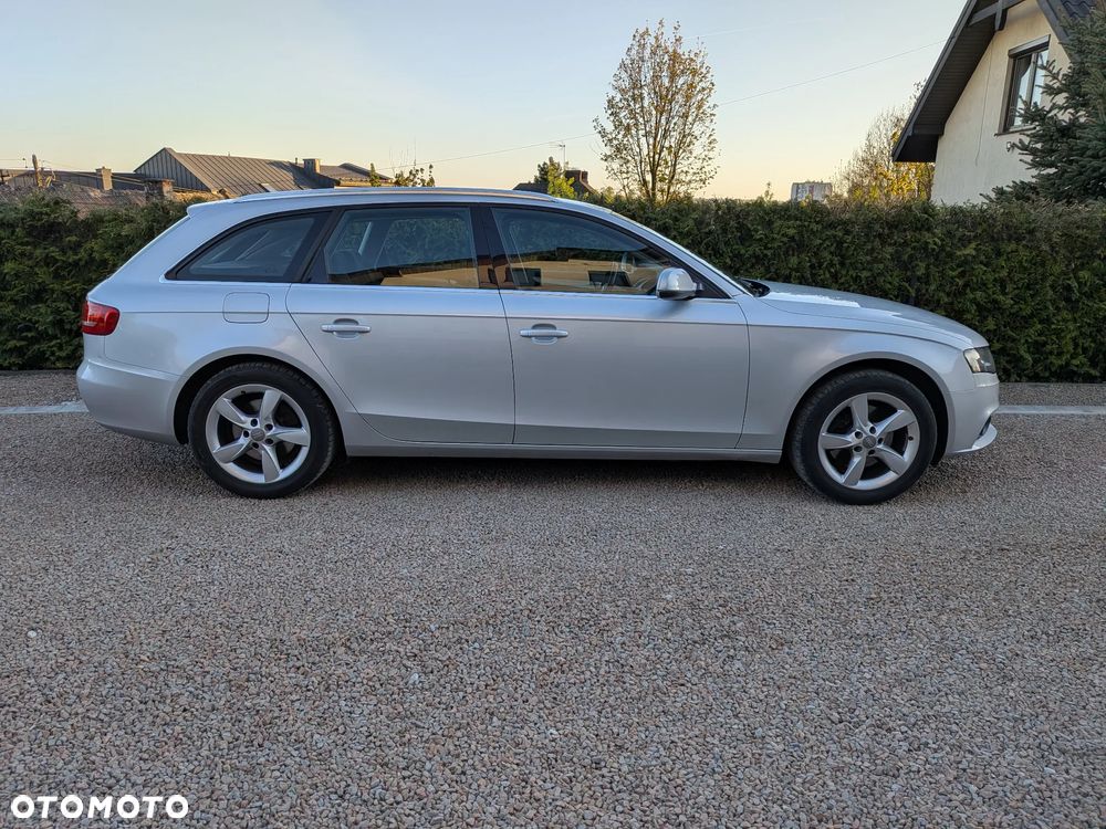 Audi A4 Avant 2.0 TDI DPF Attraction - 12