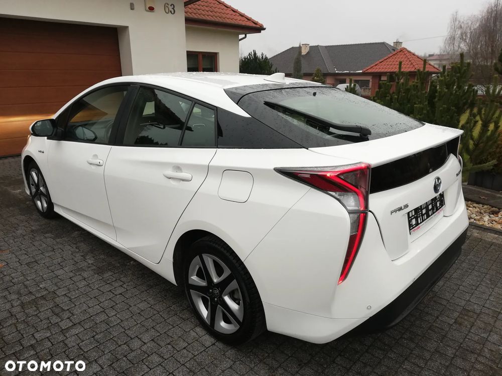 Toyota Prius - 9