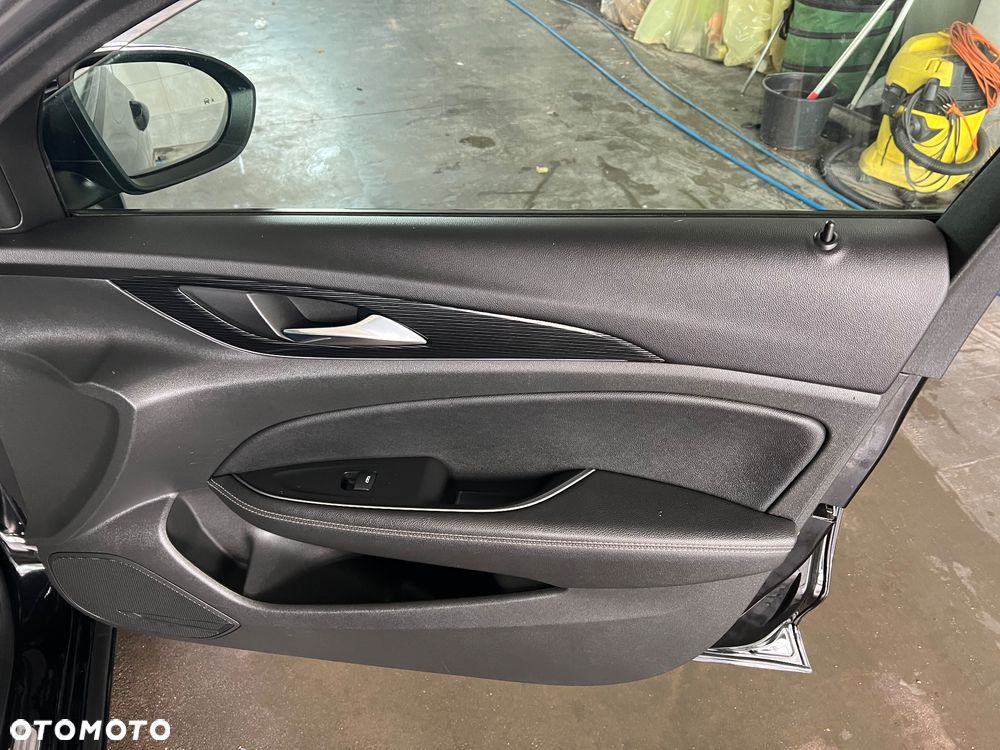 Opel Insignia 1.6 CDTI Cosmo ecoFLEX S&S - 30