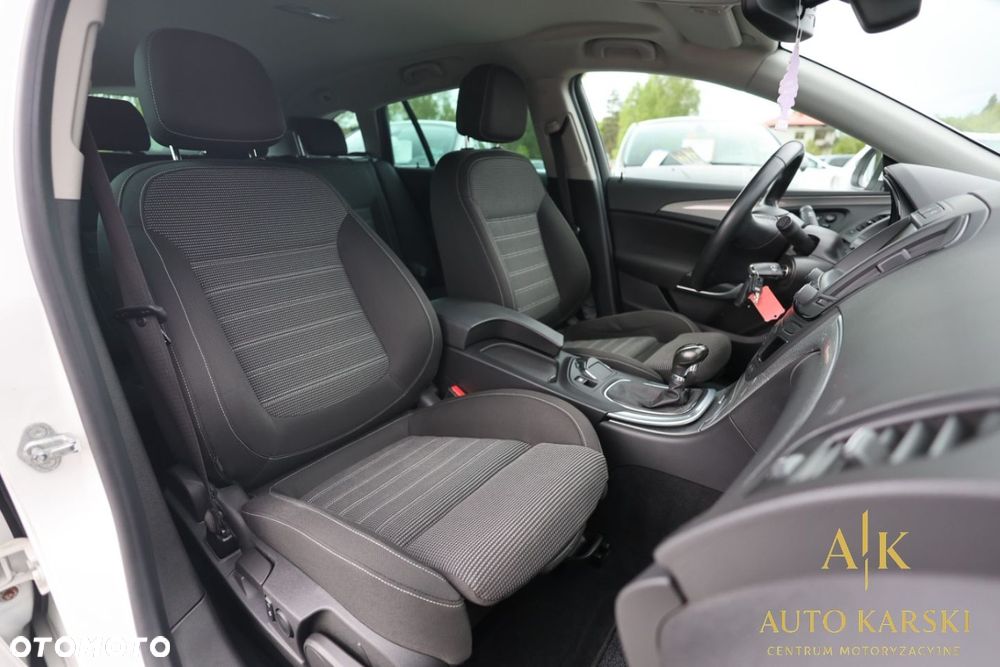 Opel Insignia - 14