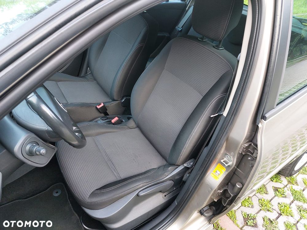 Renault Clio 1.2 16V Alize - 15