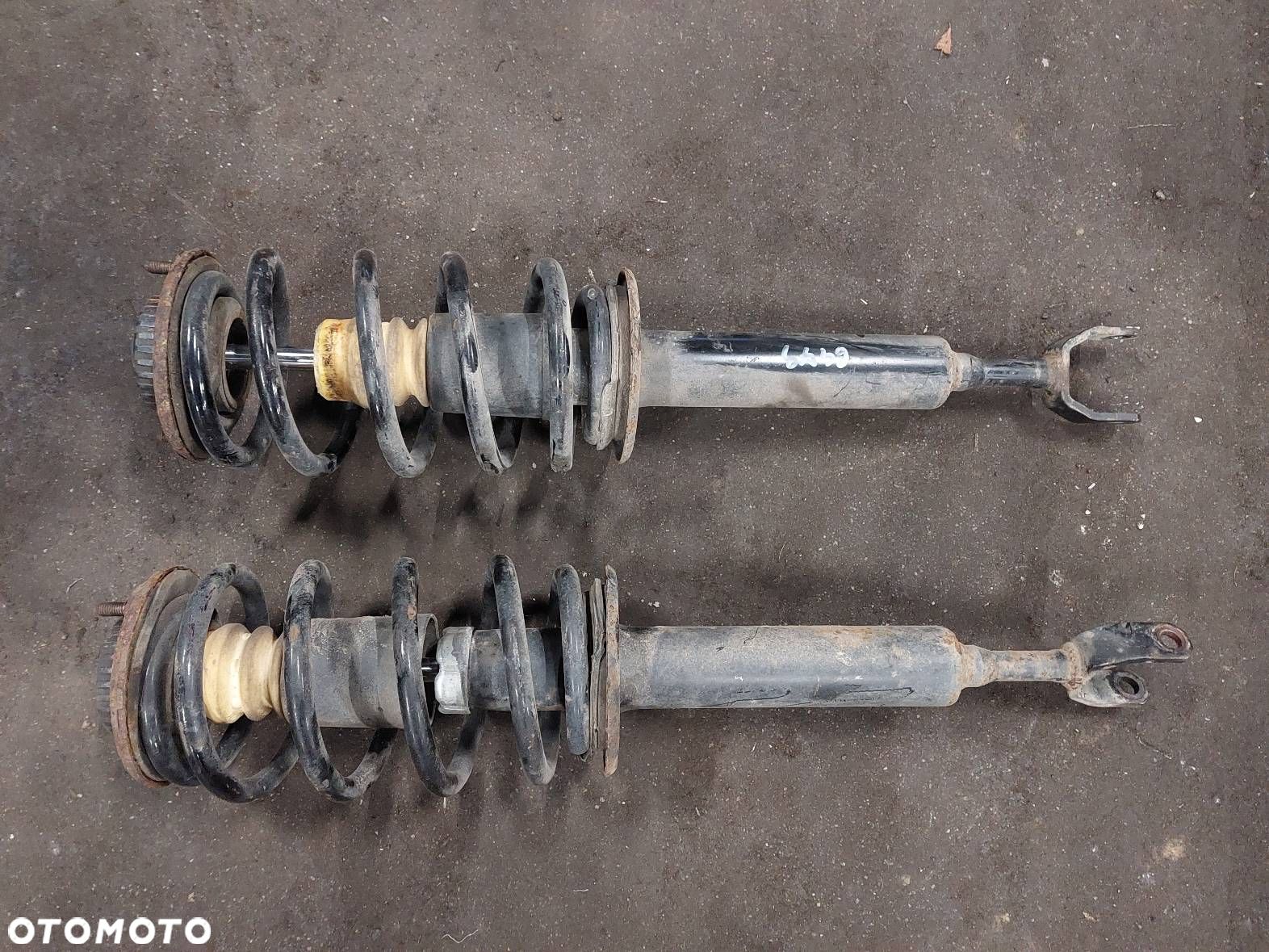 AMORTYZATOR + SPRĘŻYNA LEWY PRZÓD + PRAWY PRZÓD AUDI A4 B5 1.9 TDI - 1