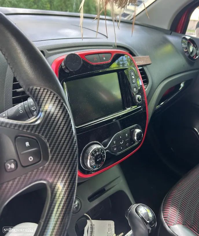 Renault Captur 1.5 dCi Helly Hansen EDC - 5