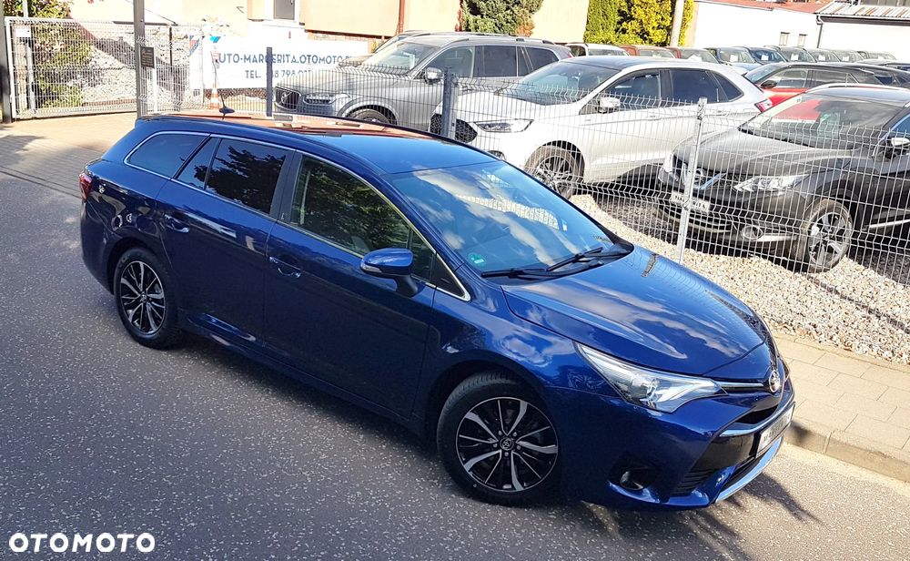 Toyota Avensis Touring Sports 1.8 Team Deutschland - 36