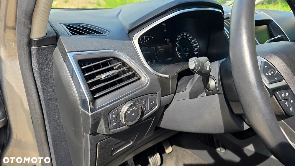 Ford S-Max 1.5 EcoBoost Titanium - 25