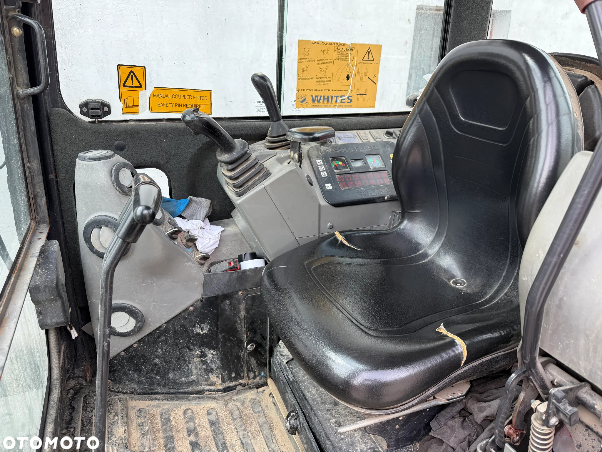 Bobcat E25 EM - 6