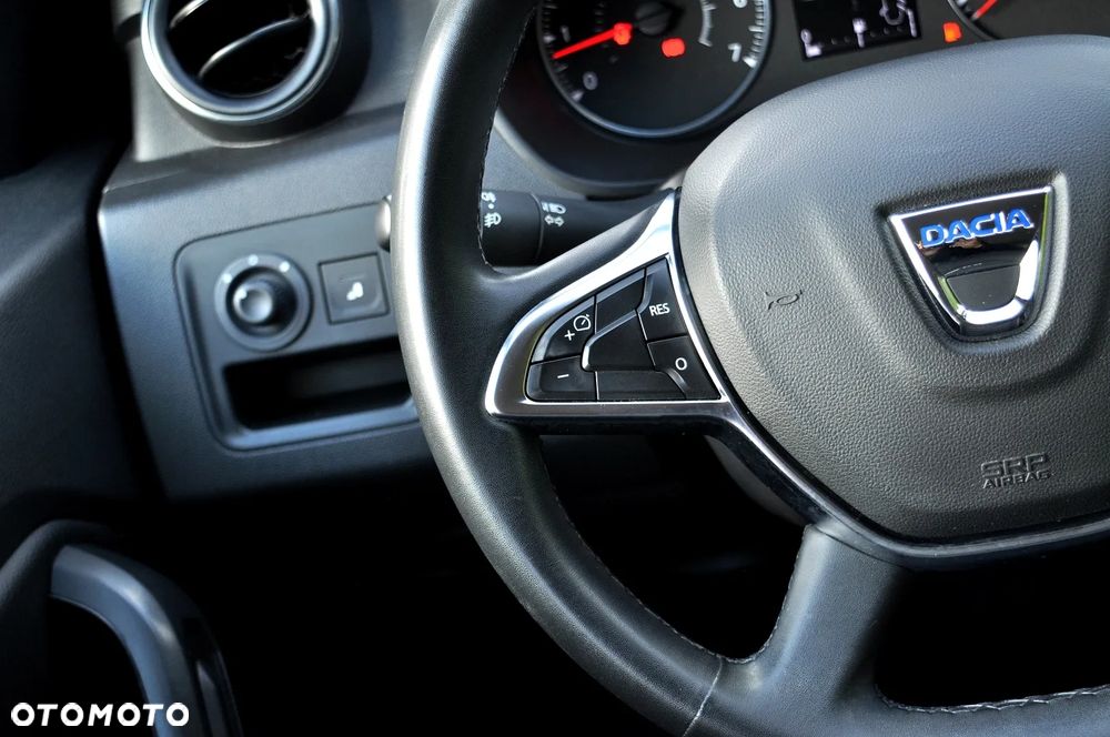 Dacia Duster 1.6 SCe Prestige - 35